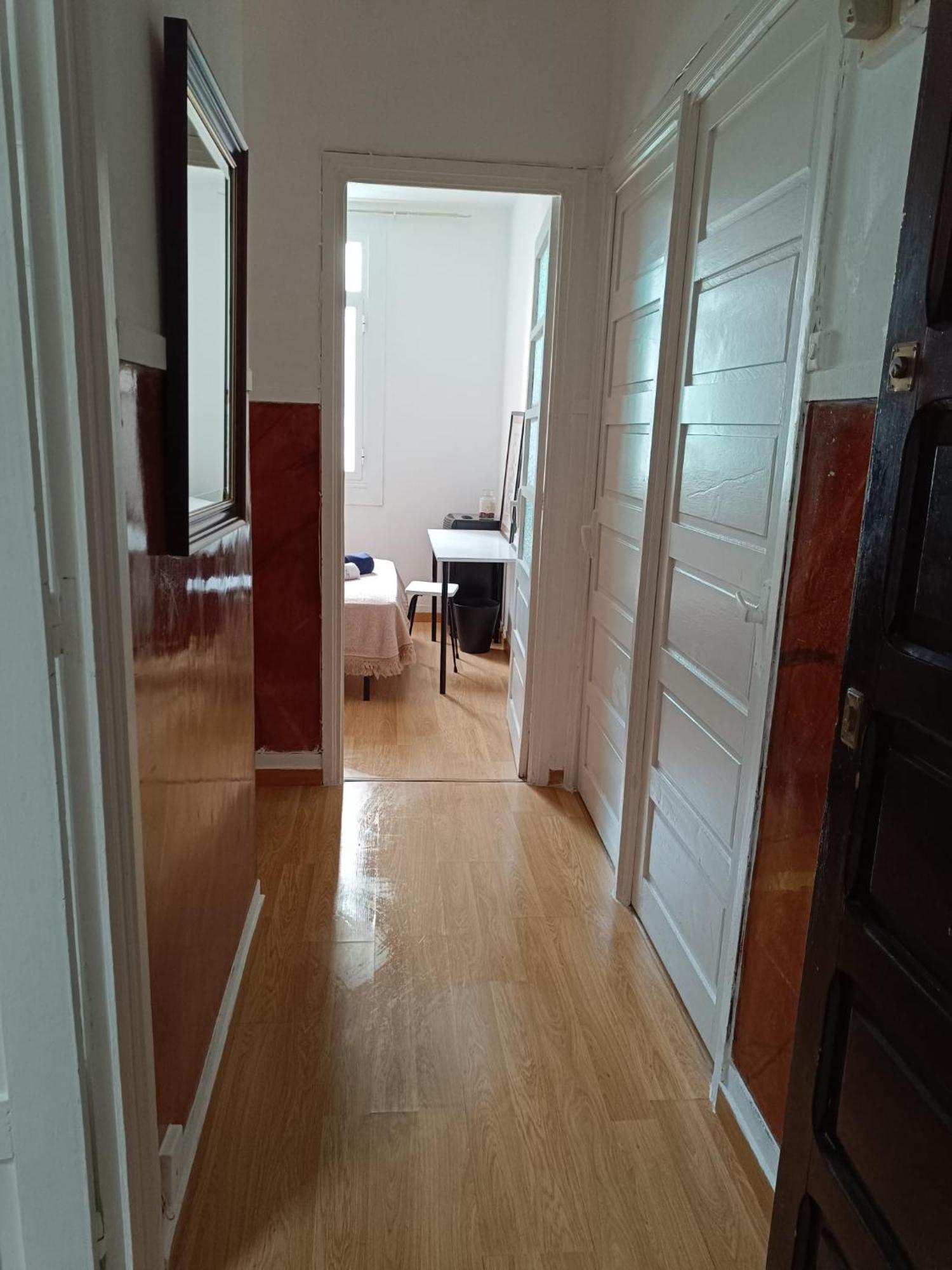 Апартаменты Piso Antiguo, Muebles Viejos, Muy Sencillo, Alquilado En Invierno A Estudiantes, Sin Ascensor, Cocina Antigua A Gas, Edificio Muy Antiguo Ла-Корунья Экстерьер фото